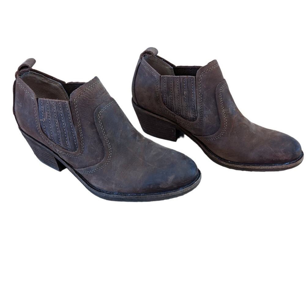 Sofft Brown Leather Western Style Booties Size 8.5